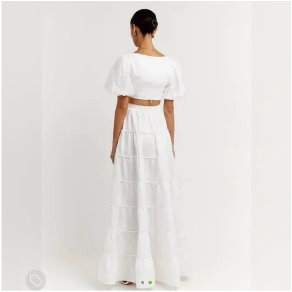 DISSH white top and skirt set - skirt size 4, top size 6 - Picture 2 of 2
